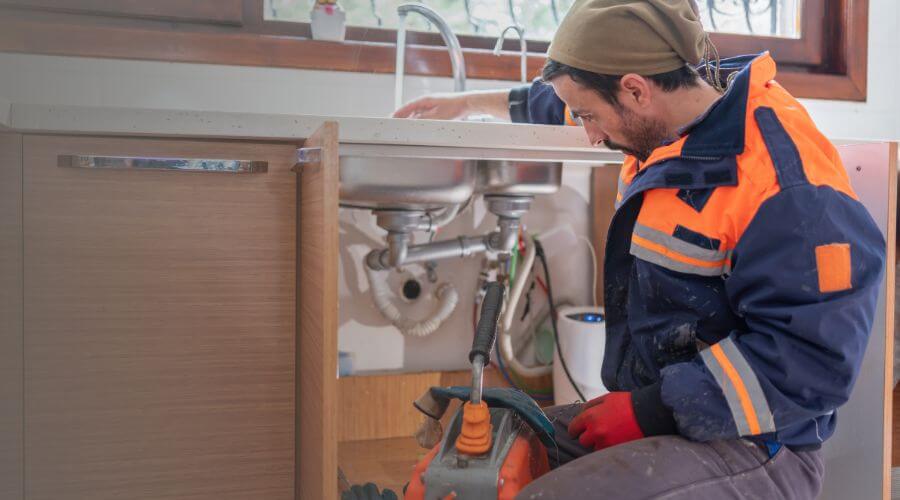 Professional clogged toilet repair in Holualoa, HI